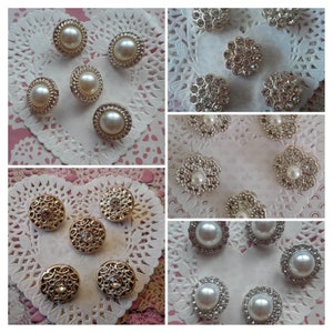 Light gold round buttons, per 5 buttons, silver buttons, acrylic buttons, pearl button, wedding dress, buttons, couture, shabby chic.