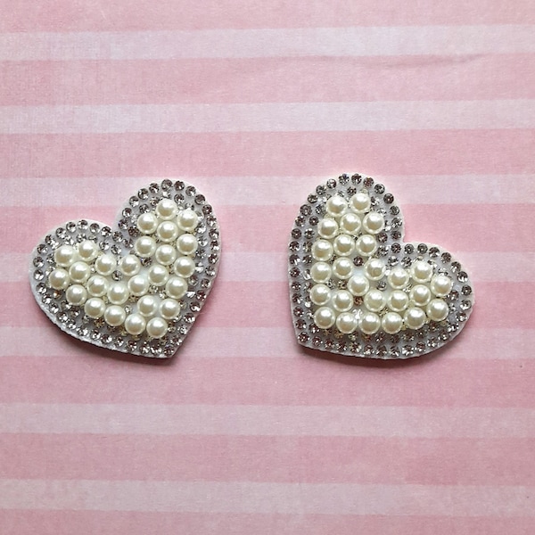 Patchs coeurs, par 2 coeurs, patchs à coudre, coeur en strass, coeurs en perles, customisation, robe de mariée, headband, 3,60 cm de haut.