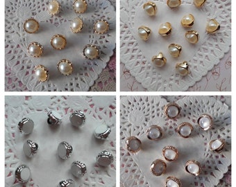 Boutons ronds, par 10 boutons, boutons coeurs, boutons doré, cabochon blanc, bouton à queue, couture, boutons perle, mariage, 12 et 13 mm.