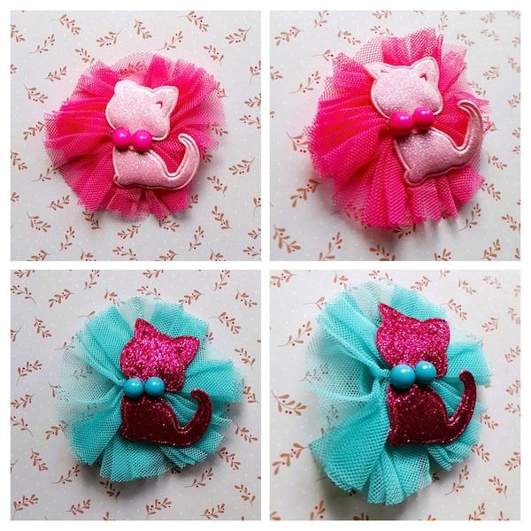 Applique chat rose, applique chat vert, chat pailleté, chat sur tulle, layette, customisation barrette, headband, écusson chat, perles.