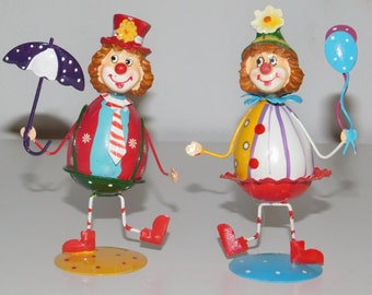 Lot 2 Clowns  metal