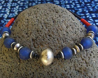 Collier africain - grandes perles en verre - nec12