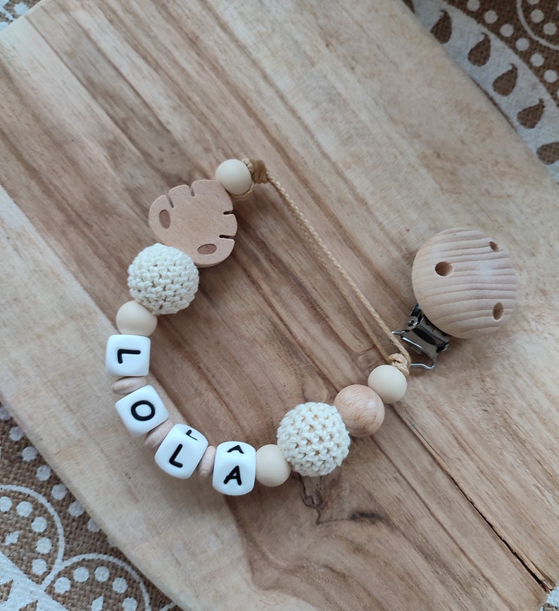 Personalisierter Herz-Schnullerclip Silikon-Schnullerclip aus Holz Geburtsgeschenk personalisierte Babyaccessoires Kreation Bild 7