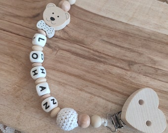 Natural wood and food silicone bear and heart pacifier clip - personalized birth gift with first name - gift idea to offer