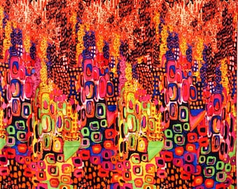 Puede incluir: Tela de patrón abstracto con un diseño colorido de círculos y cuadrados superpuestos en tonos de rojo, naranja, amarillo, verde, azul y morado sobre un fondo negro.