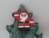 Articles Similaires à Un Père Noël En Perles Hama Pixel Art