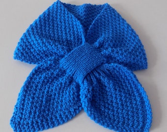 Leaf scarf with loop, hand-knitted neckband, azure blue color.