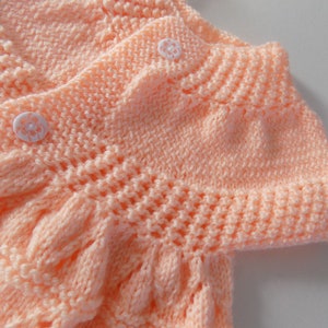 Hand-knitted baby dress, salmon color, size 3 to 6 months. image 6