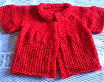 Hand-knitted baby vest/pull, short sleeves, fancy openwork stitch, red color, size 12/18 months.