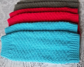 Paire de jambières , guêtres tricotée main , 2 coloris disponibles : turquoise et fuchsia.