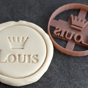 Personalized Crown cookie cutter - Crown cookie cutter with name - Birthday, Wedding, Christening cookie cutter - Name cutter
