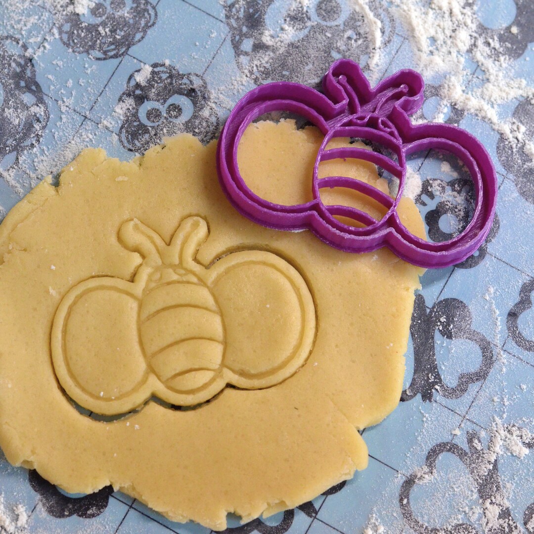 Bee Cookie Cutter Animal Cookie Cutter Insect Cookie Etsy