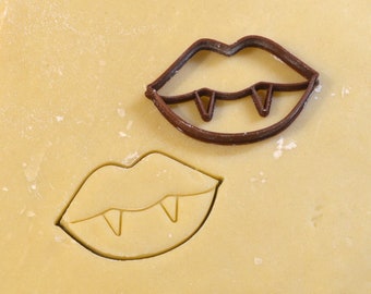 Vampire Lips Cookie cutter - Halloween cookie cutter. Halloween Pumpkin cookie cutter. Halloween. Halloween treats - Cookies - Sugar cookies