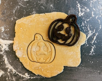Halloween Pumpkin Cookie cutter - Halloween cookie cutter - Pumpkin cookie cutter - Halloween - Halloween treats - Cookies - Sugar cookies