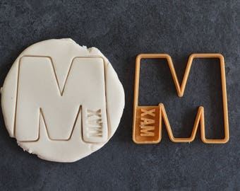 Letter and first name cookie cutter (customizable)