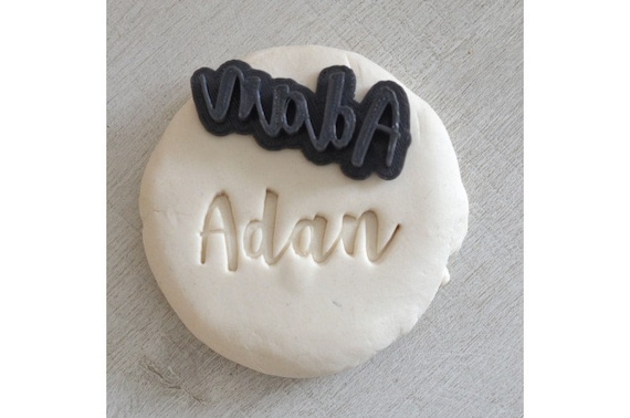 Tampon Presse à biscuit avec Prénom (personnalisable). Emporte-pièce prénom presse V2. Emporte-pièce personnalisé Cookie cutter with name