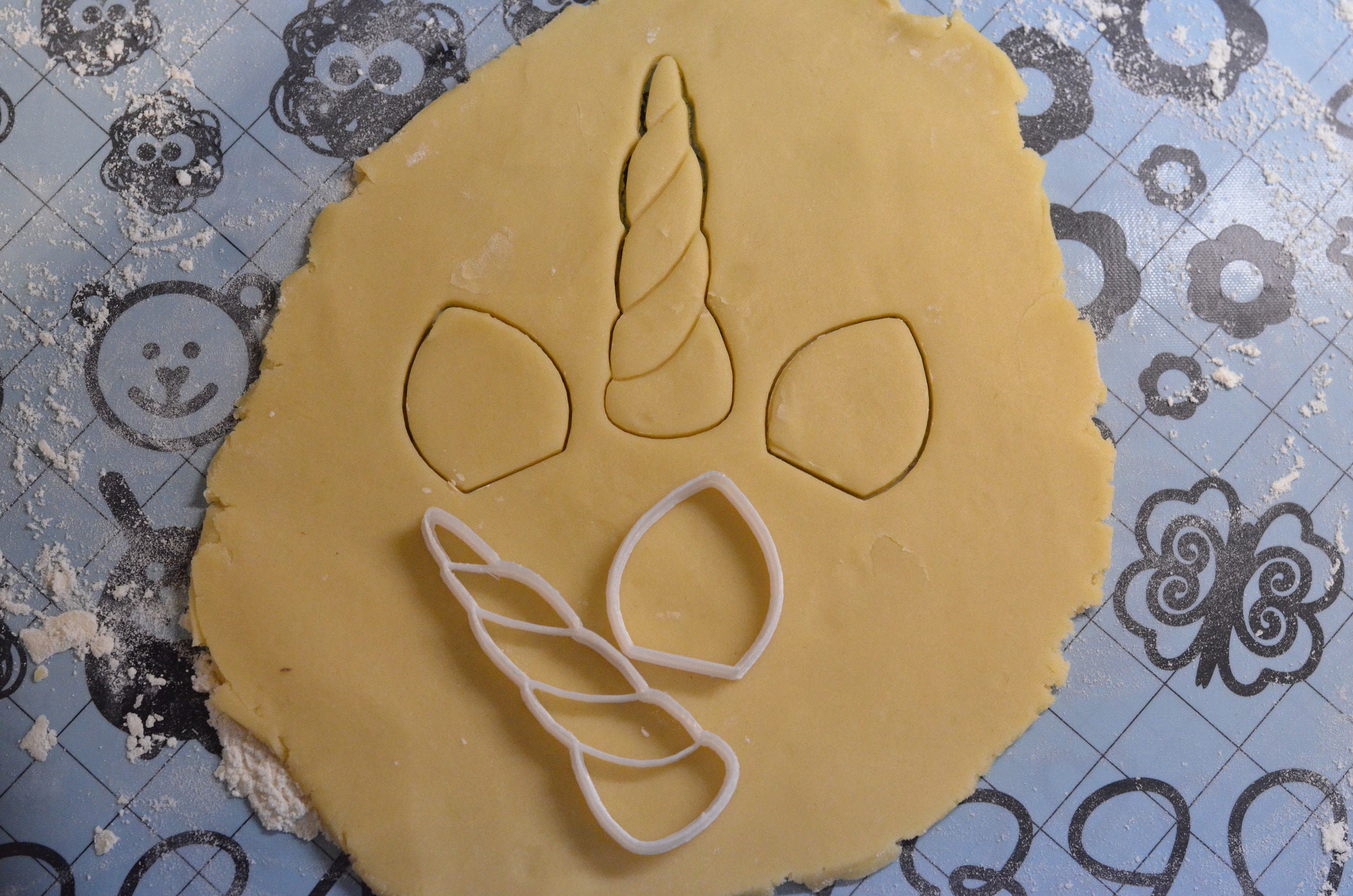 Emporte-Pièce Licorne - Emporte-Pièce Corne et Oreilles Licorne Anniversaire Pâtisserie Créative