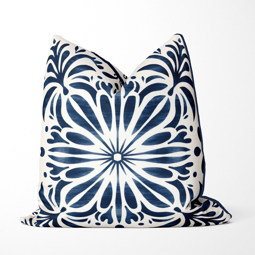 Hamptons Style Pillows, Blue and White Pillow Cover, Coastal Scatter