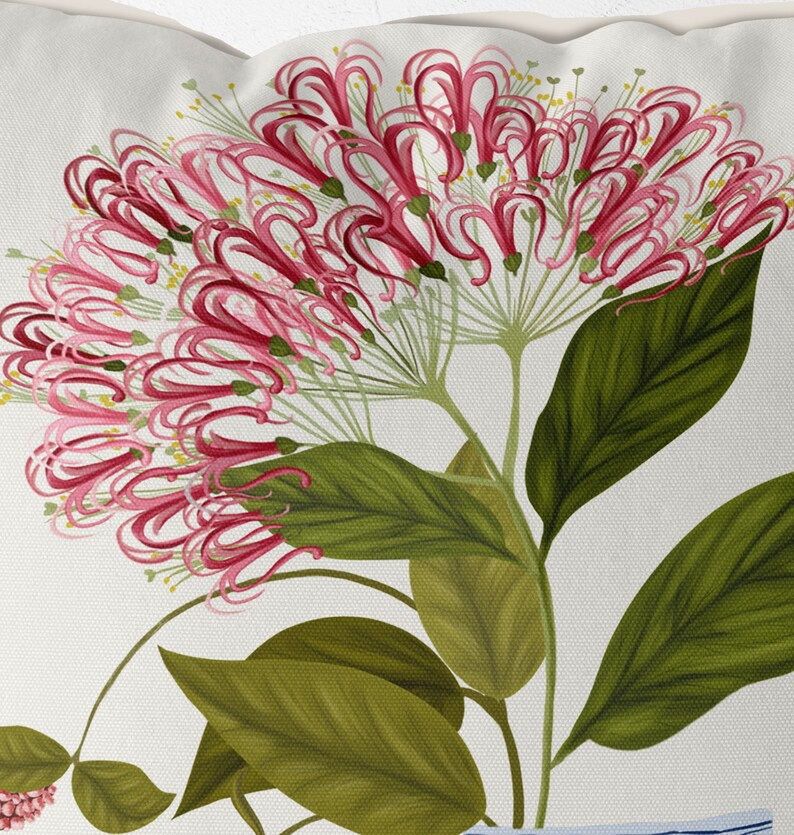 FifiBadgerDesigns Chinoiserie Vase Pillow Cover