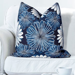 Hamptons Style Pillows, Shibori Style Blue and White pillow cover, coastal scatter cushion cover, Beach House Decor, Coastal Home - SIARGAO