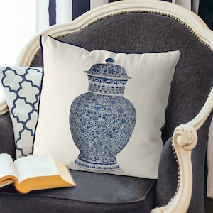 Chinoiserie Kissenbezüge Hamptons style Blau-Weißes chinesisches Kissen Designerkissen Orientalisches Sofakissen Chinoiserie Vase Blumenspirale
