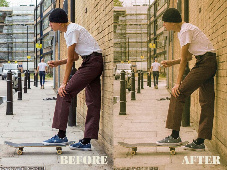 Puede incluir: Una persona con una boina marr&oacute;n y una camiseta blanca est&aacute; de pie sobre una patineta con un pie en el suelo y el otro en la tabla. La persona lleva pantalones marrones y zapatillas azules. La patineta est&aacute; en una acera frente a una pared de ladrillo. La palabra "ANTES" est&aacute; impresa en el suelo frente a la patineta.
