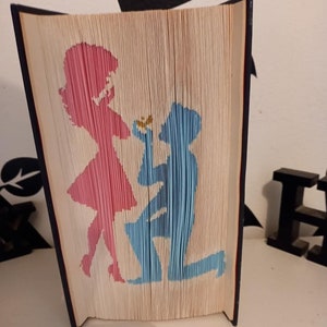 Proposal book fold cut and fold pattern