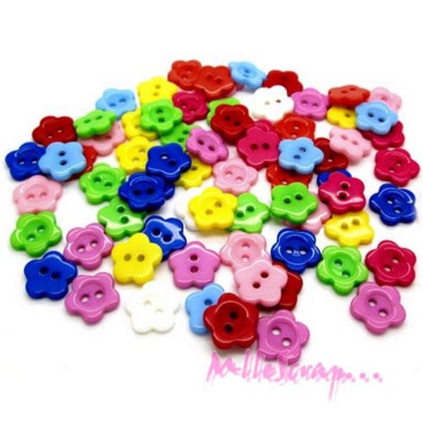 Boutons plastique, boutons fleurs, boutons scrapbooking, 30 pièces