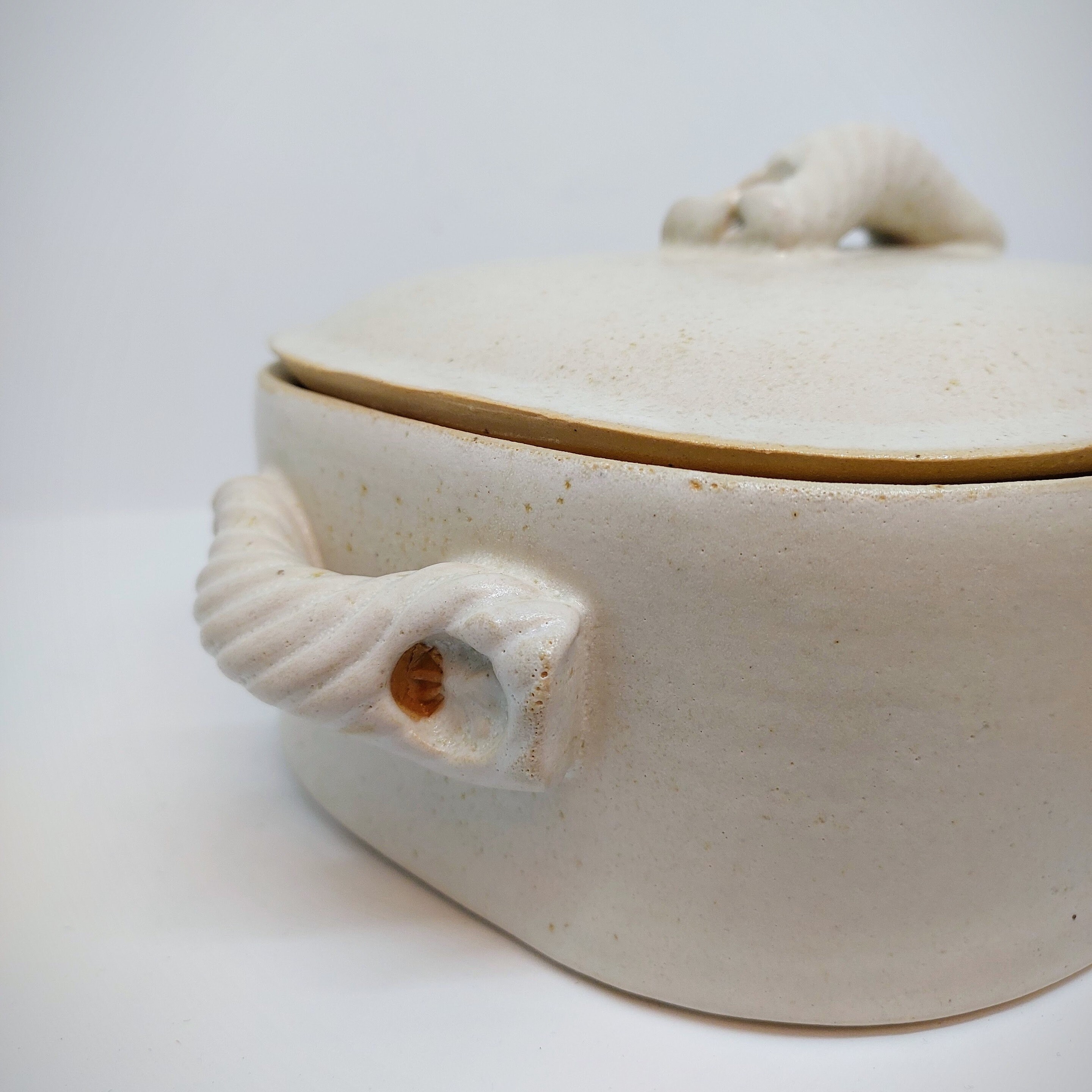 手作りの蓋付き陶器製キャセロール皿 - Etsy 日本 鶏型 蓋付き陶器製