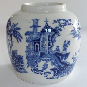 Fabulous Antique Willow Pattern Hefty Tea Caddy c1900