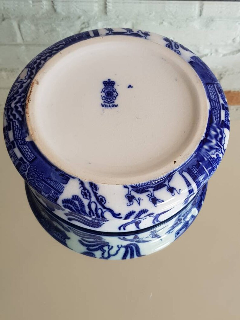 17cm Diameter RARE Blue & White Doulton Burslem Willow Pattern Bowl