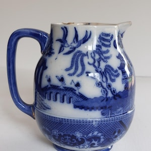 Attractive Vintage Royal Doulton Willow Pattern Large Jug- Vase c1920
