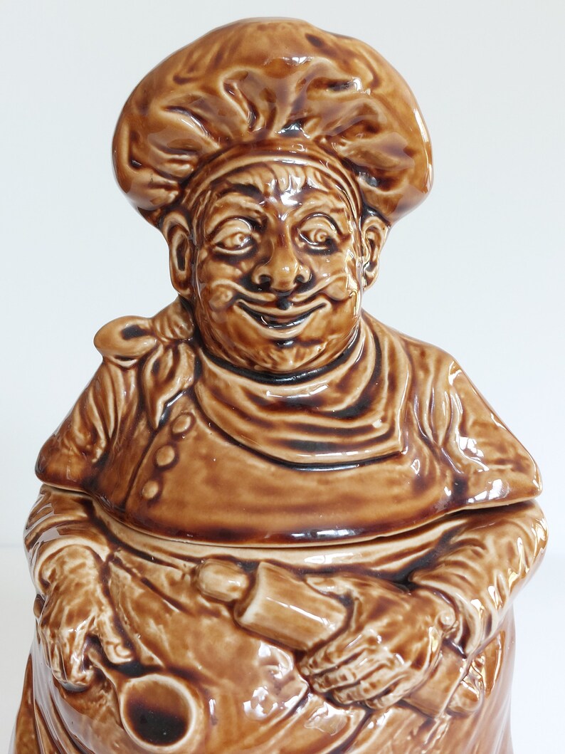 Vintage Sadler LARGE Ceramic Baker Character-Novelty Lidded Flour Storage Dish! image 8