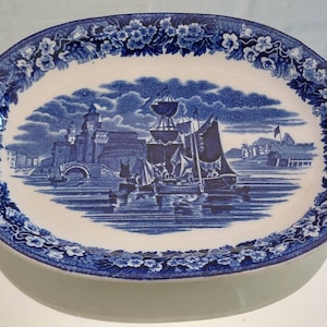 Wedgwood Etruria Ferrara Small Dish- Plate c1900s