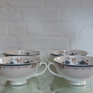 Royal Doulton Fine China &quot;Old Colony&quot; 4 X Double Handled Bowls c1950s