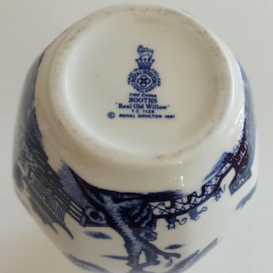 Vintage Royal Doulton Booths Real  Old Willow Vase