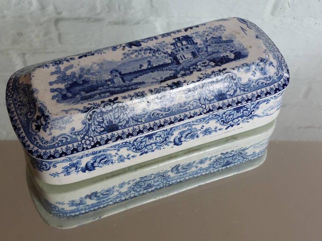 Antique Victorian Blue White Transferware Toothbrush Razor Lidded Box ...