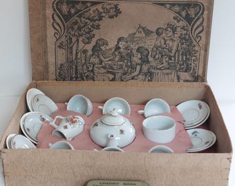 RARE Antique "Sol 391413 J & G Meaking" England Miniature Tea Set and Miniature Cutlery in Old Tin Authentic- Made in England!
