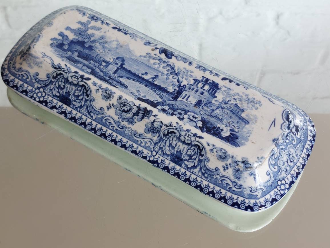 Antique Victorian Blue White Transferware Toothbrush Razor Lidded Box ...