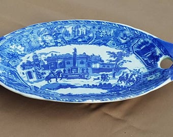 Piatto da parete ovale Victoria Ironstone blu e bianco - placca lunga 12 pollici