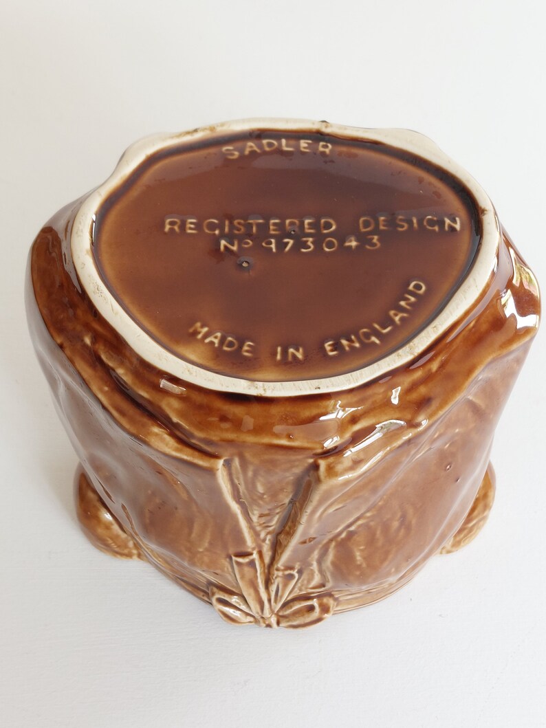 Vintage Sadler LARGE Ceramic Baker Character-Novelty Lidded Flour Storage Dish! image 5