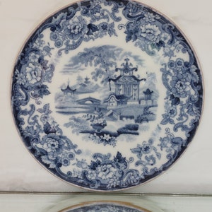 Rare Antique Wedgwood Willow Pattern Plate/ Teapot Stand c1920