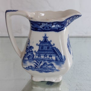 Rare Myott Son & Co England &quot;Pagoda&quot; Pattern Small Blue White Creamer c1910