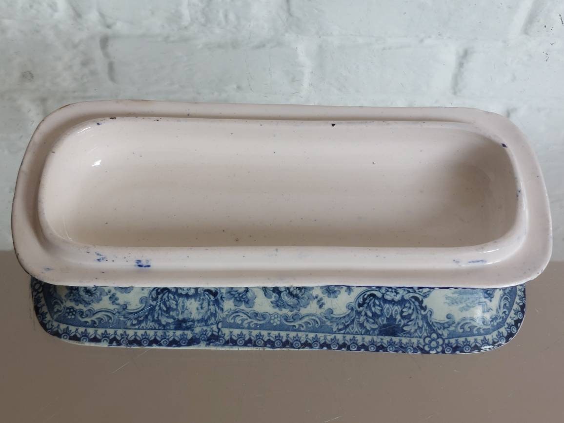 Antique Victorian Blue White Transferware Toothbrush Razor Lidded Box ...