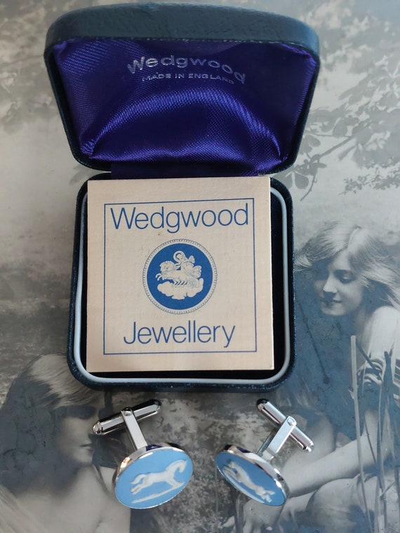 Vintage Genuine Wedgwood Jasperware Pair Cufflink… - image 10