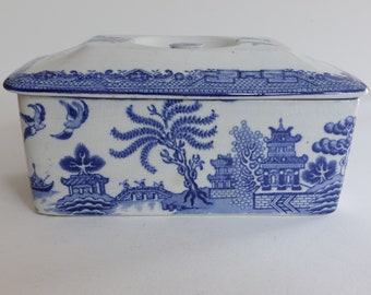 Rare Antique Gibson & Sons Ltd "Willow" Pattern LARGE Butter Dish c1920 (Reserved for Giancarlo)