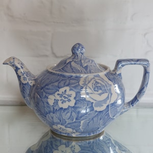 Rare Burleigh Staffordshire &quot;Victorian Chintz&quot; Pattern Small Lidded Teapot c1950