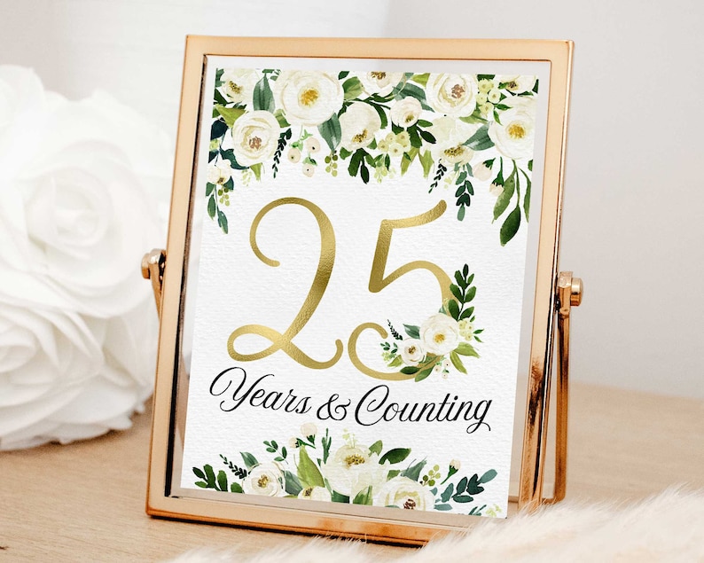 Cartello stampabile per il 25° anniversario di matrimonio Poster di buon anniversario Idea regalo per l'anniversario di matrimonio 25 e contando Cartello di ricevimento Greenery 8x10 immagine 1
