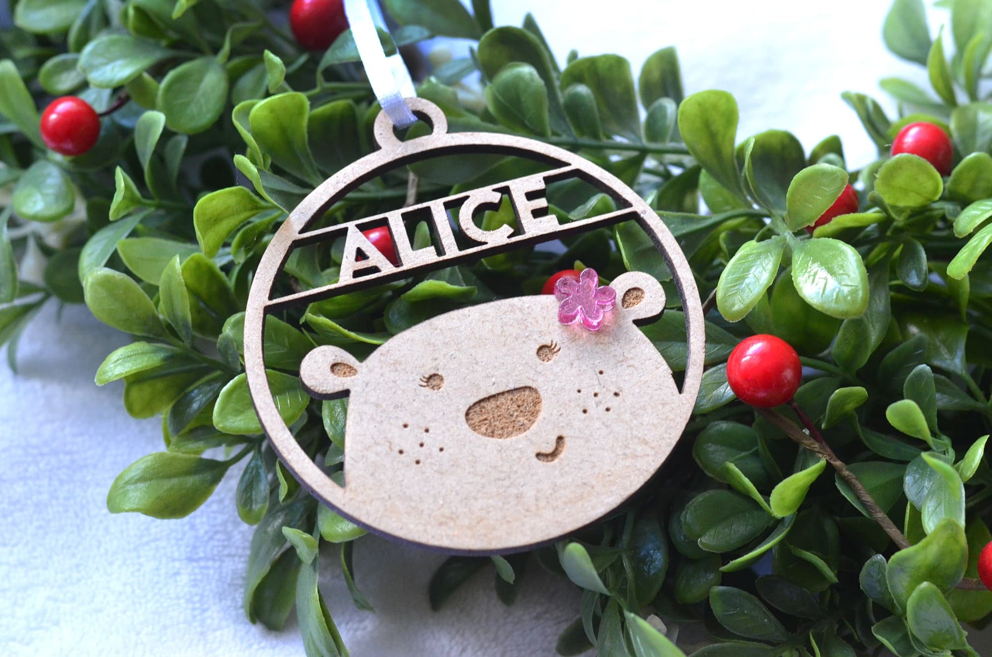 Décoration de Noël Ours Fille Personnalisée avec Prénom. Décoration en Bois - Personnalisée Pour Sap