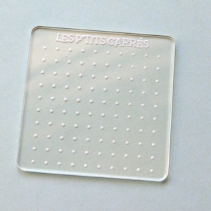 Spiel der kleinen Quadrate löschbar und wiederverwendbar. Pipopipette Spiel. Ein Denkspiel. Reise-Spiel.